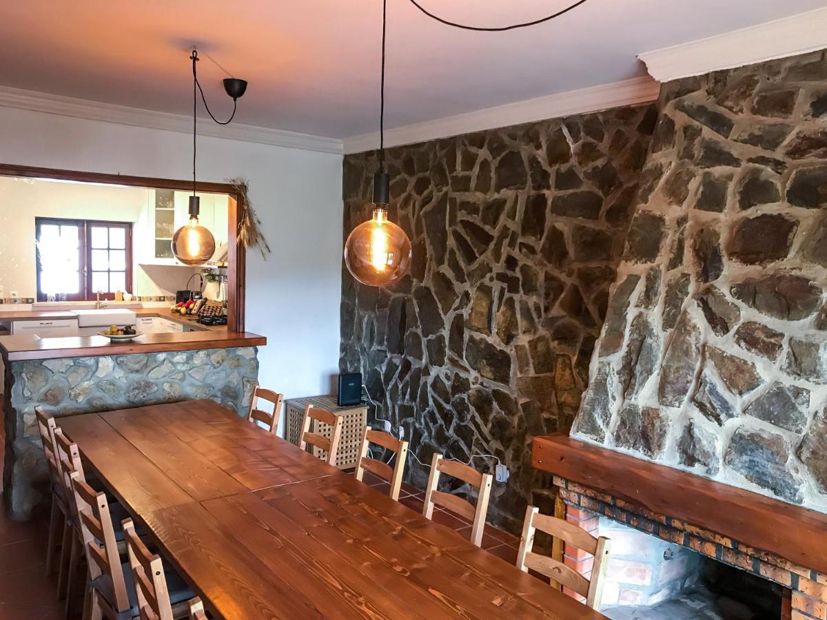 The Far End Surf House - Surf & Yoga Holidays 劳林哈 外观 照片