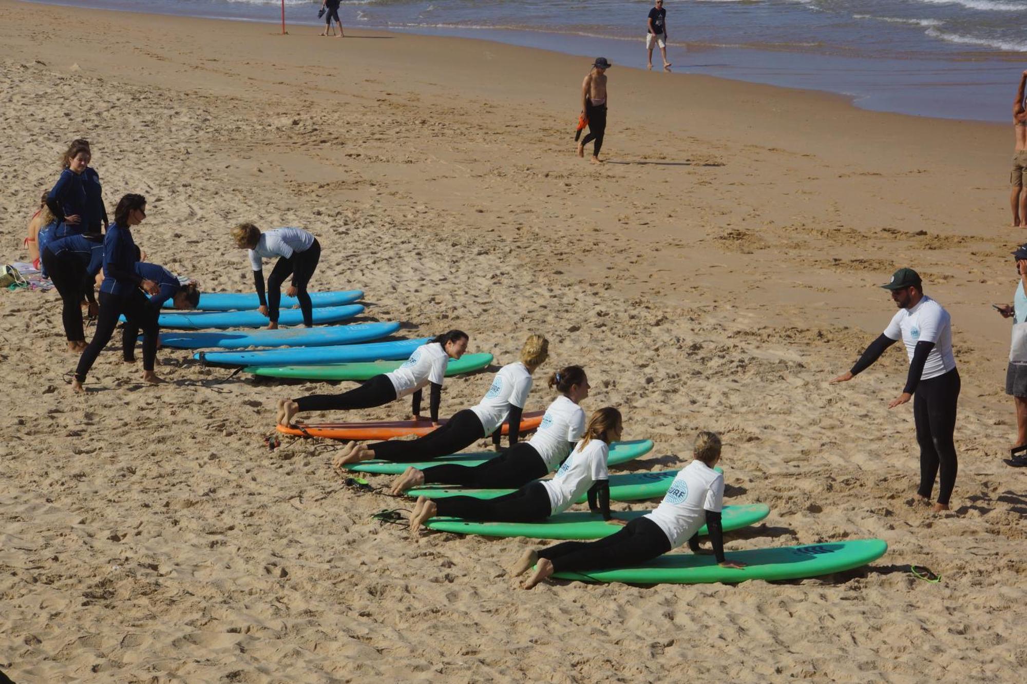 The Far End Surf House - Surf & Yoga Holidays 劳林哈 外观 照片