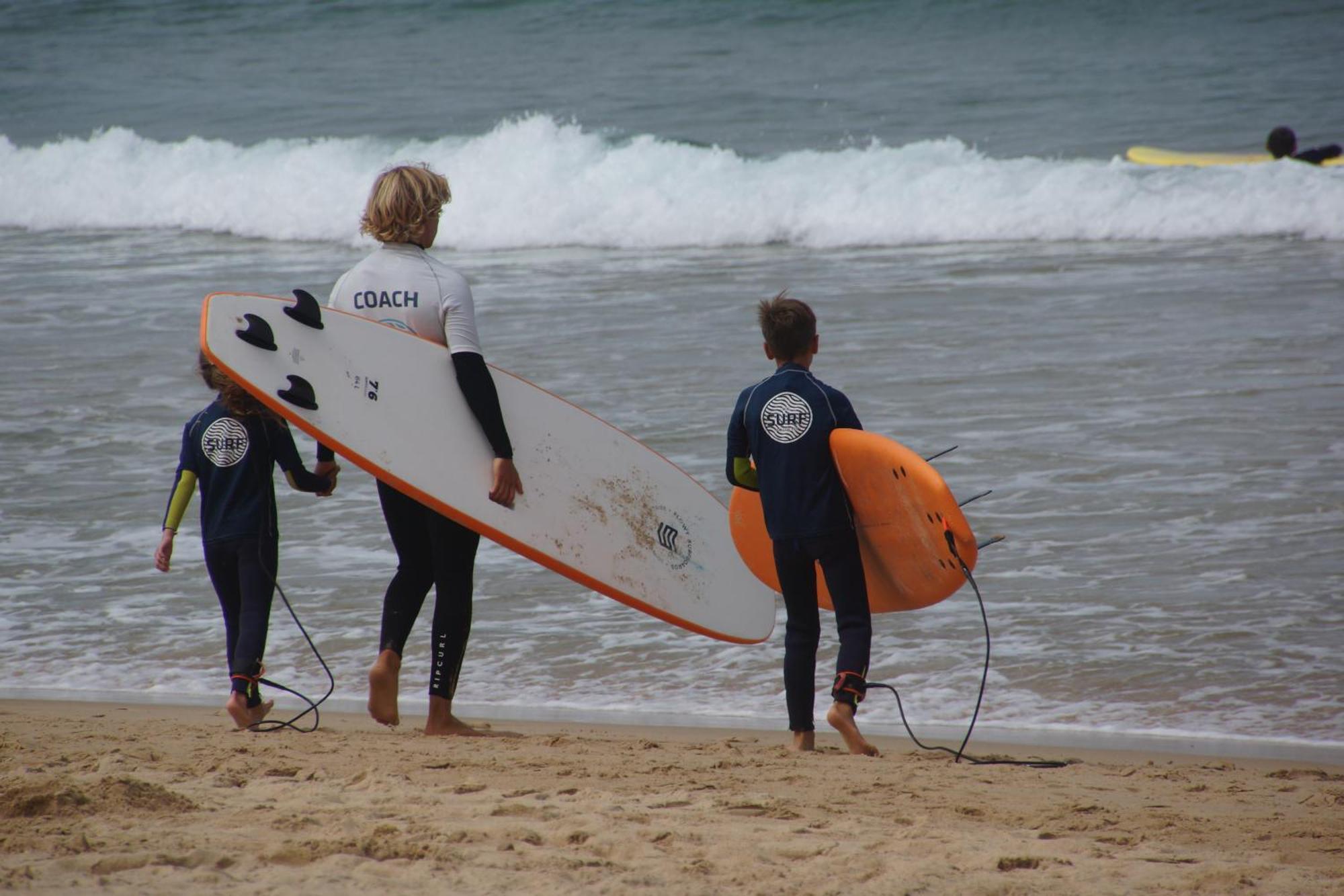 The Far End Surf House - Surf & Yoga Holidays 劳林哈 外观 照片